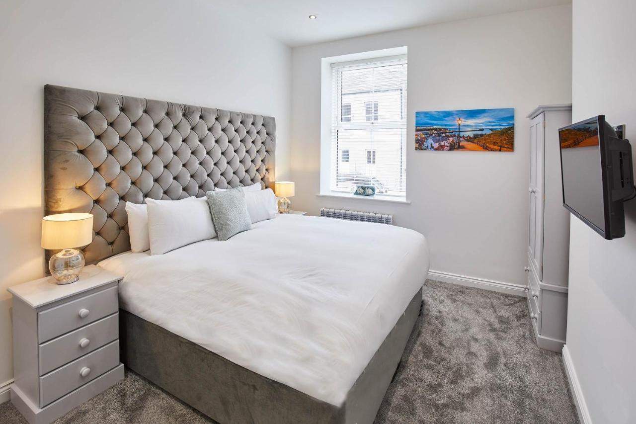 Host & - The Connell Apartment *